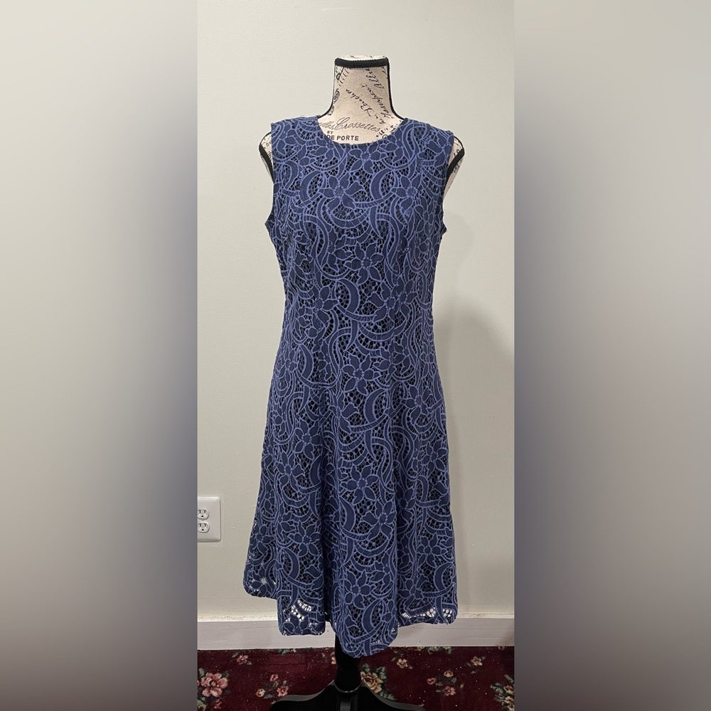 Tommy Hilfiger Navy Blue Fabric Label